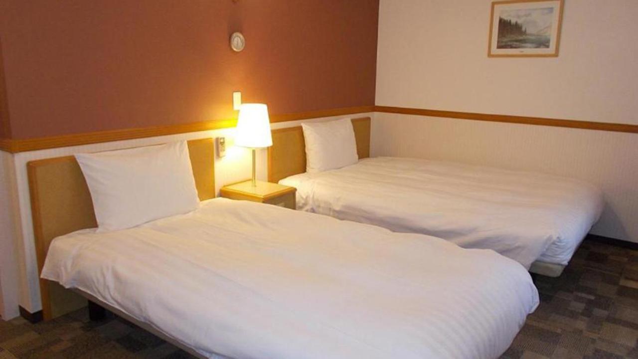 Toyoko Inn Tokyo Asakusa Senzoku Tsukuba Express 外观 照片