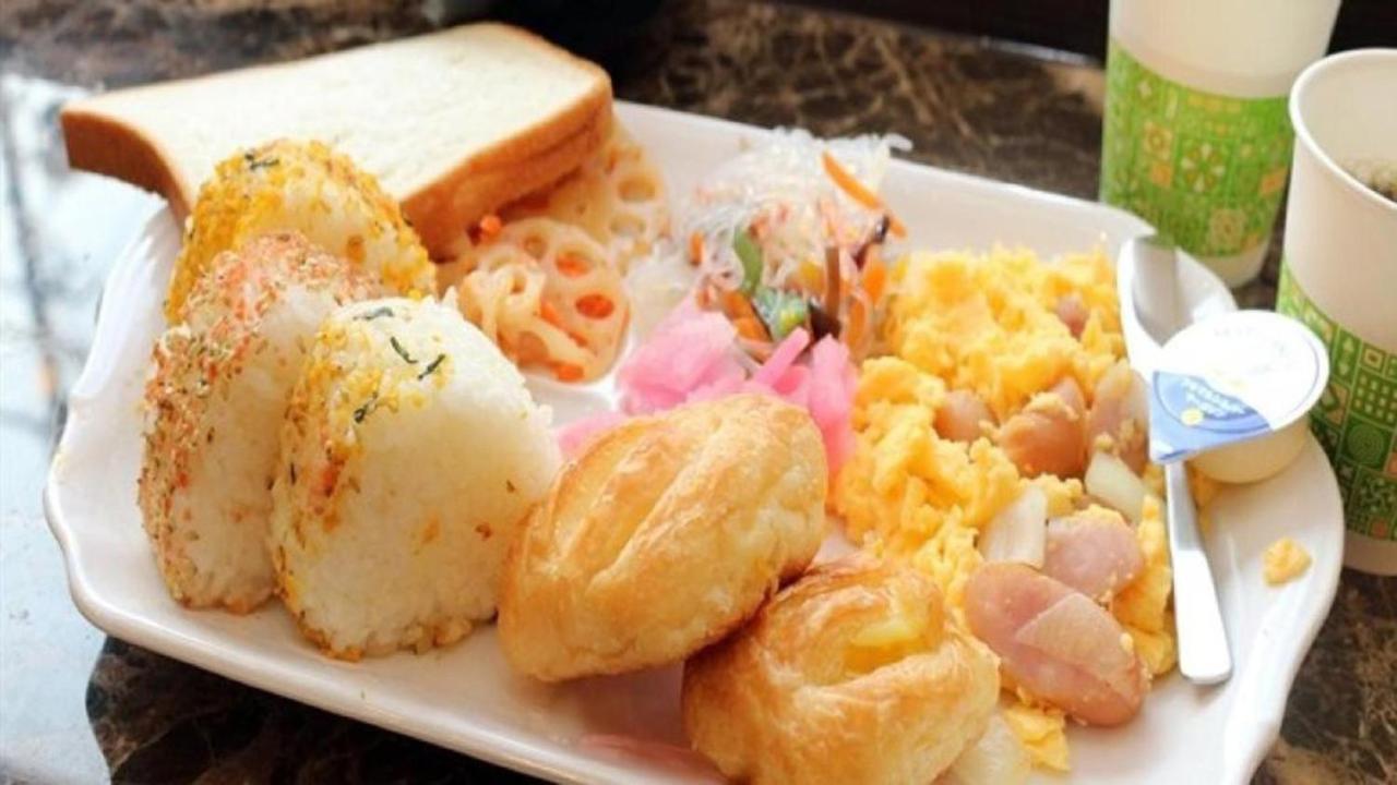 Toyoko Inn Tokyo Asakusa Senzoku Tsukuba Express 外观 照片