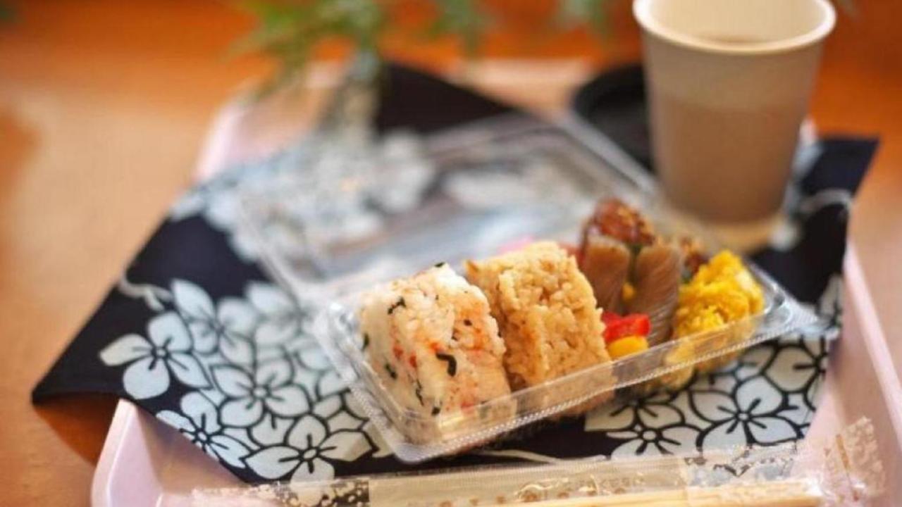 Toyoko Inn Tokyo Asakusa Senzoku Tsukuba Express 外观 照片