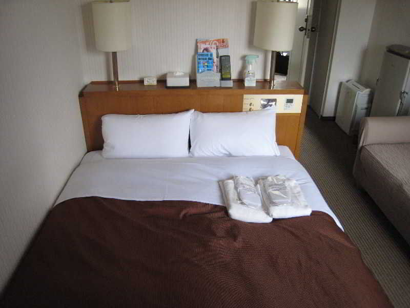 Toyoko Inn Tokyo Asakusa Senzoku Tsukuba Express 外观 照片