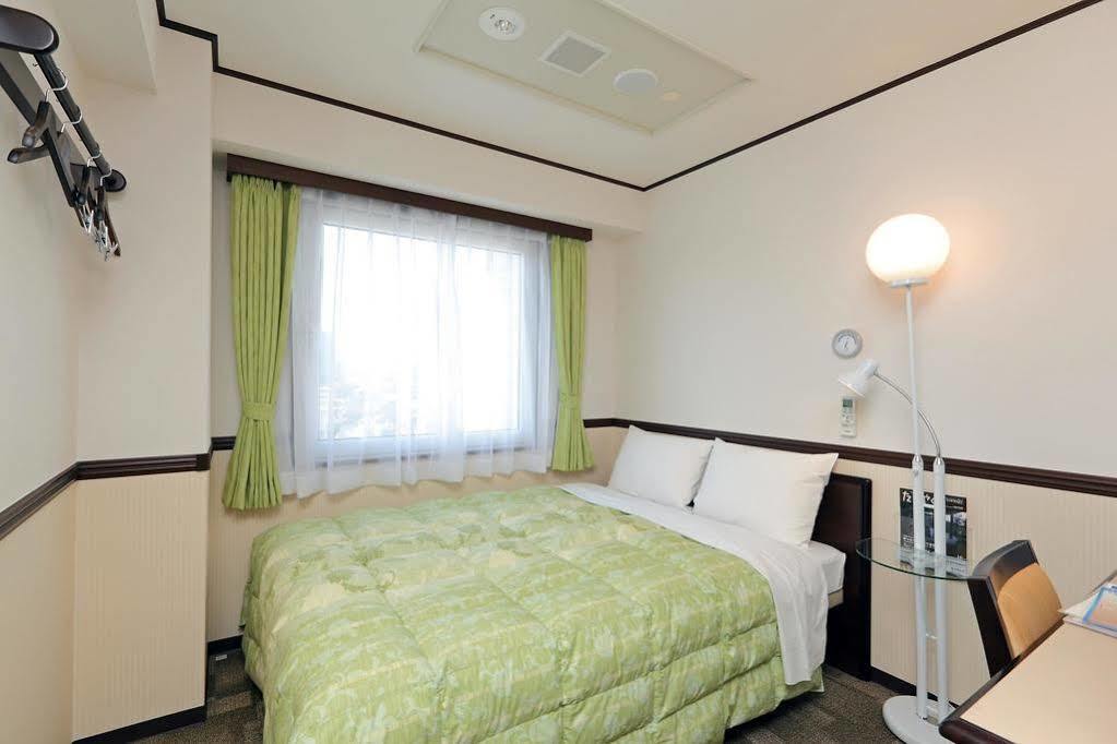 Toyoko Inn Tokyo Asakusa Senzoku Tsukuba Express 外观 照片