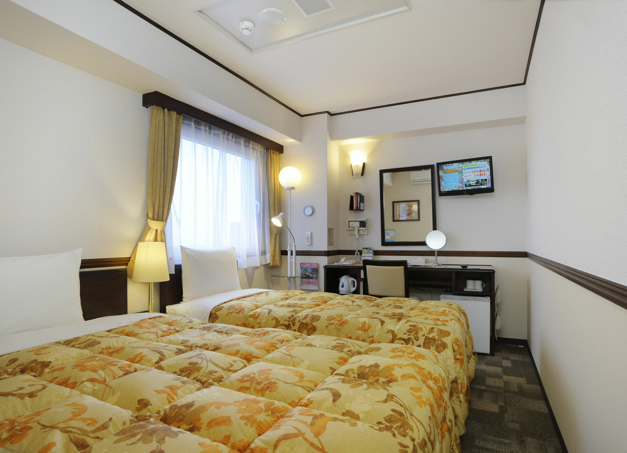 Toyoko Inn Tokyo Asakusa Senzoku Tsukuba Express 外观 照片