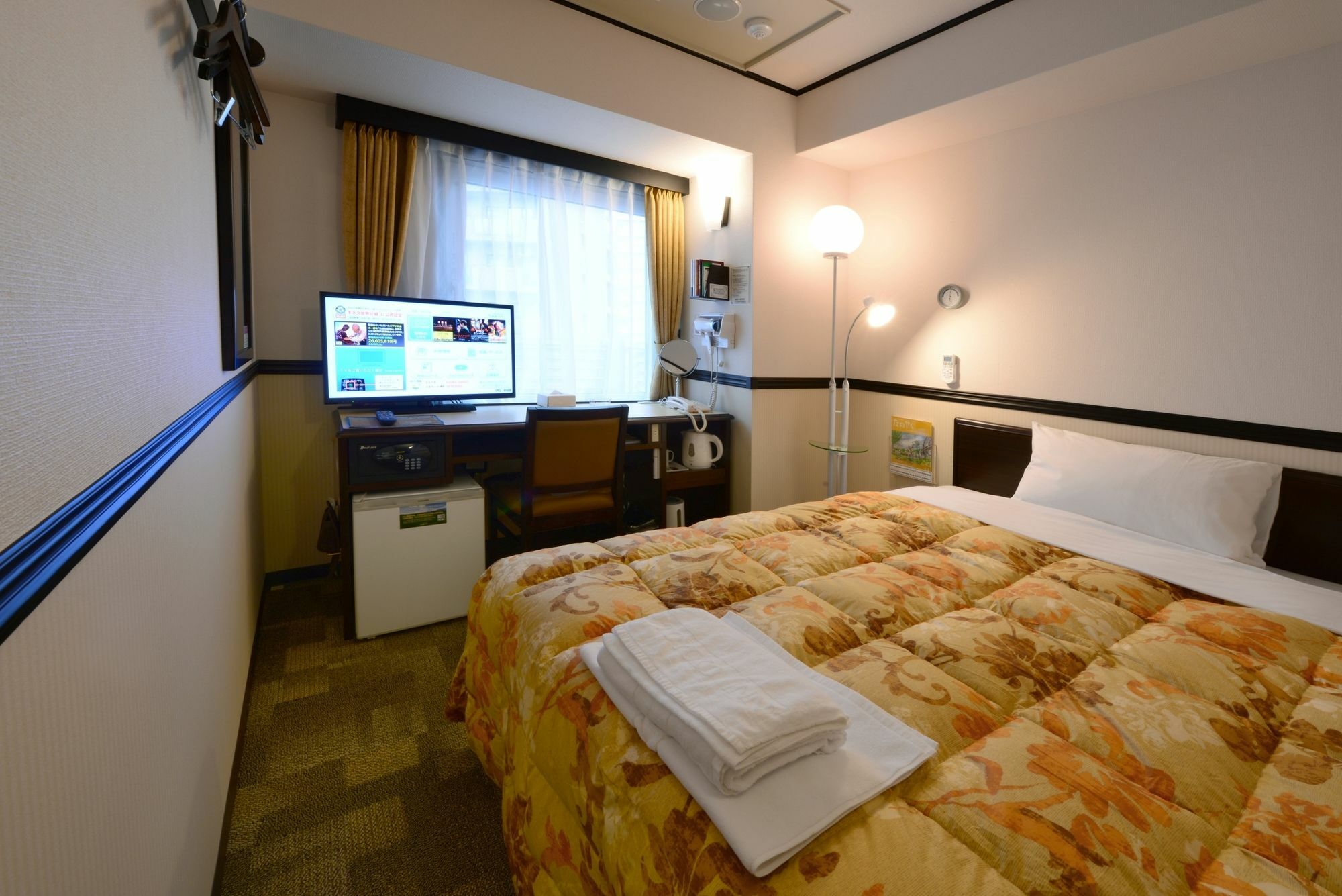 Toyoko Inn Tokyo Asakusa Senzoku Tsukuba Express 外观 照片